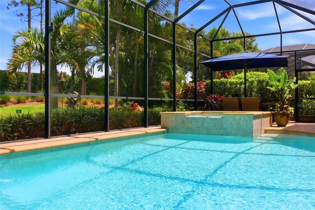 En Venta: $1,595,000 (3 camas, 2 baños, 2585 Pies cuadrados)