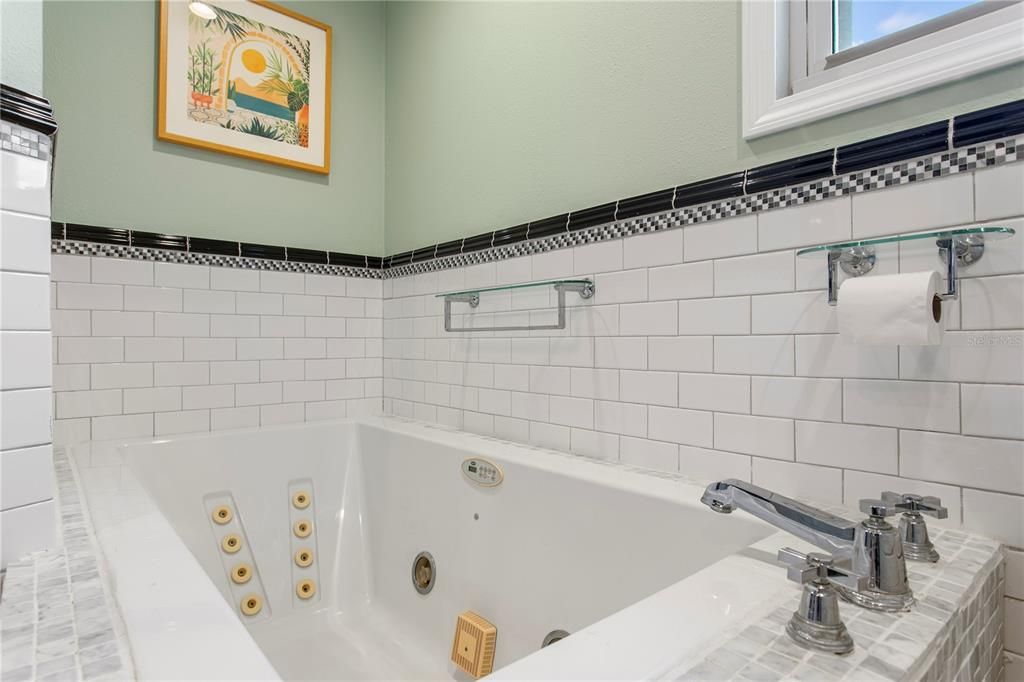 В аренду: $7,500 (3 спален, 2 ванн, 1411 Квадратных фут)