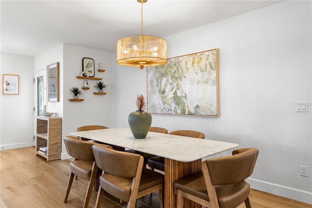 В аренду: $7,500 (3 спален, 2 ванн, 1411 Квадратных фут)