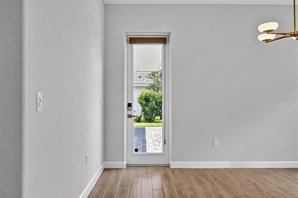 For Sale: $945,000 (4 beds, 3 baths, 2742 Square Feet)