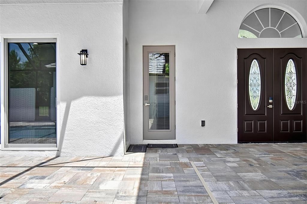 For Sale: $945,000 (4 beds, 3 baths, 2742 Square Feet)