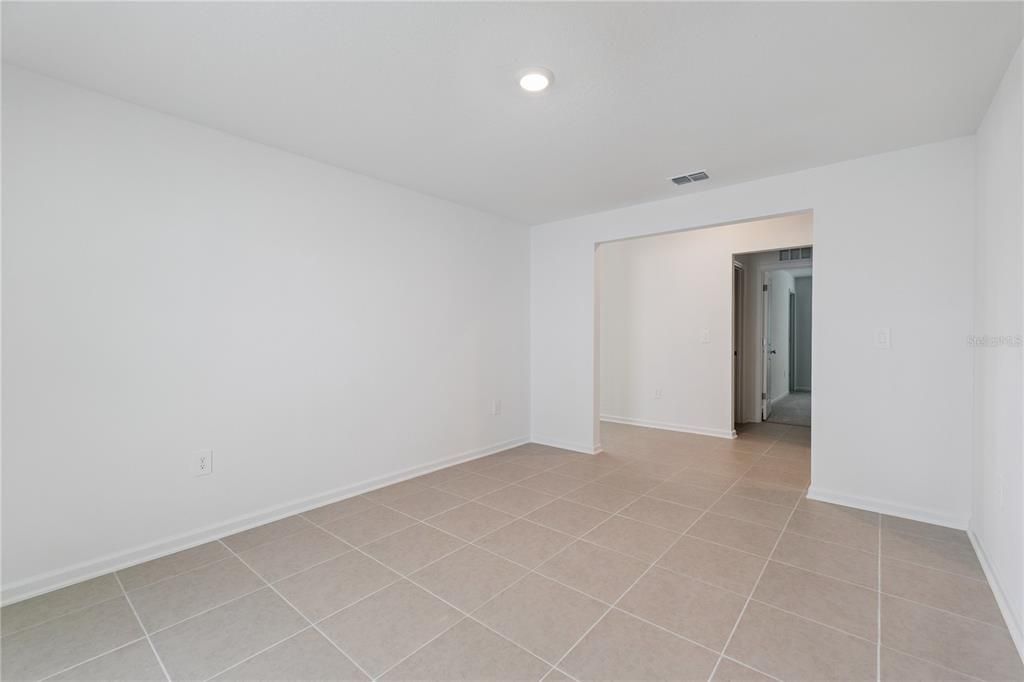 For Rent: $2,250 (4 beds, 3 baths, 2186 Square Feet)