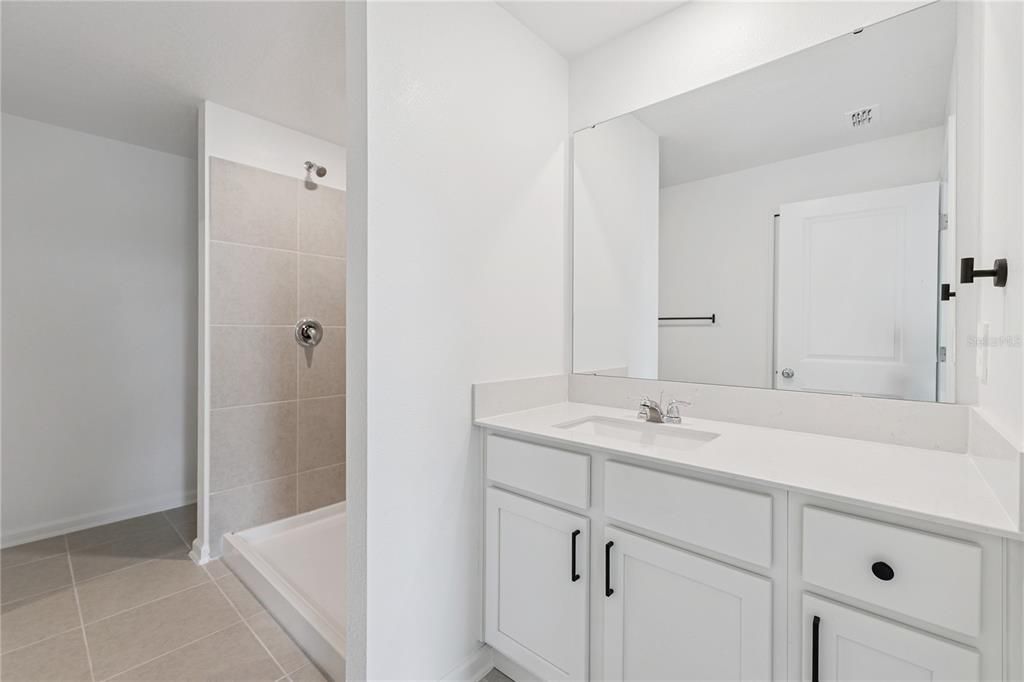 For Rent: $2,250 (4 beds, 3 baths, 2186 Square Feet)