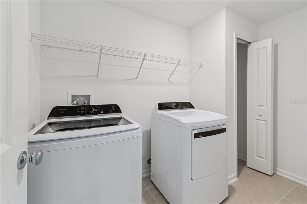 For Rent: $2,250 (4 beds, 3 baths, 2186 Square Feet)