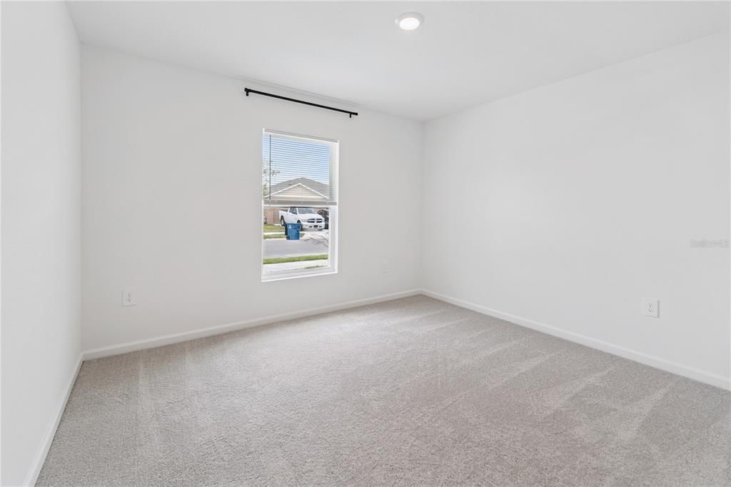 For Rent: $2,250 (4 beds, 3 baths, 2186 Square Feet)