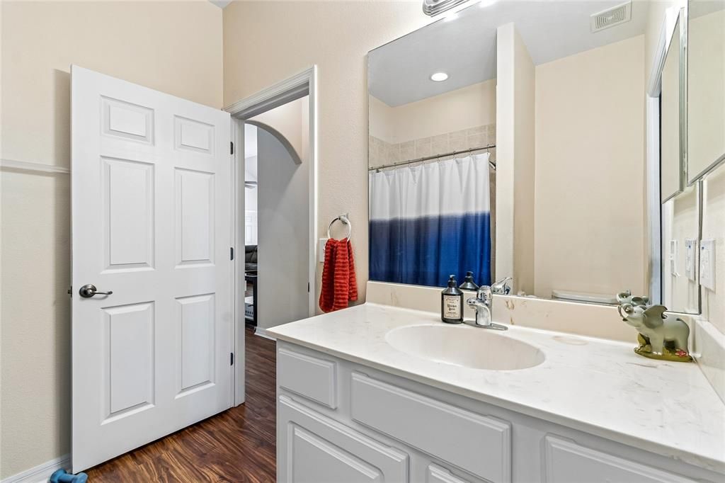 For Sale: $300,000 (3 beds, 2 baths, 2155 Square Feet)