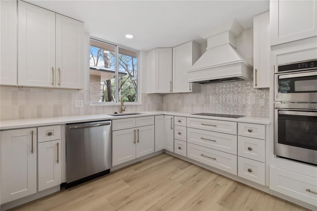 For Sale: $499,000 (4 beds, 2 baths, 2155 Square Feet)