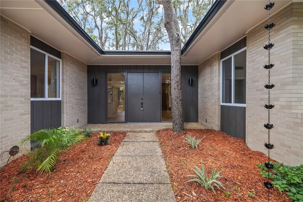 For Sale: $499,000 (4 beds, 2 baths, 2155 Square Feet)
