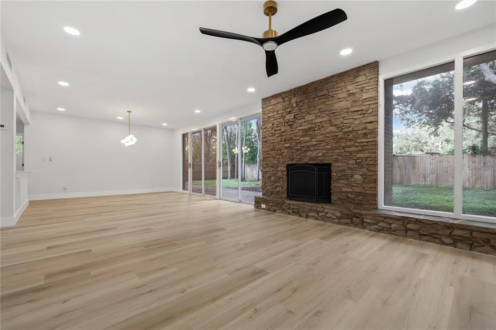 For Sale: $499,000 (4 beds, 2 baths, 2155 Square Feet)