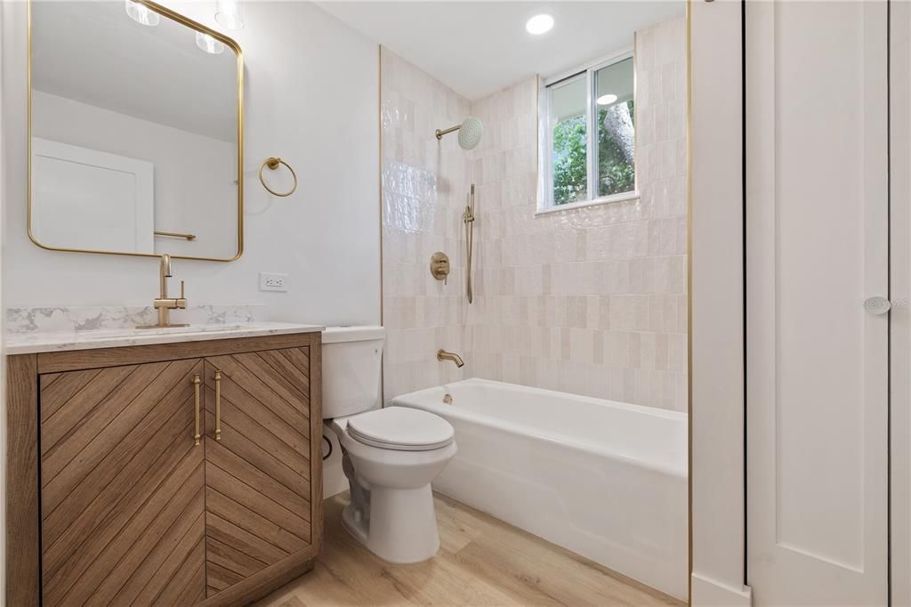 For Sale: $499,000 (4 beds, 2 baths, 2155 Square Feet)