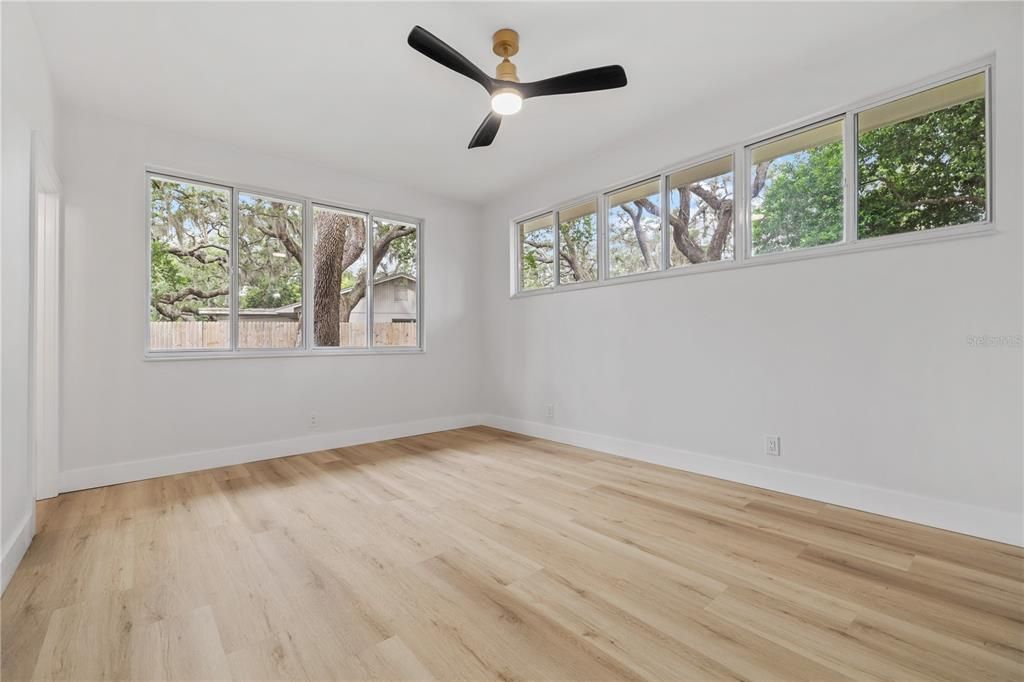 For Sale: $499,000 (4 beds, 2 baths, 2155 Square Feet)