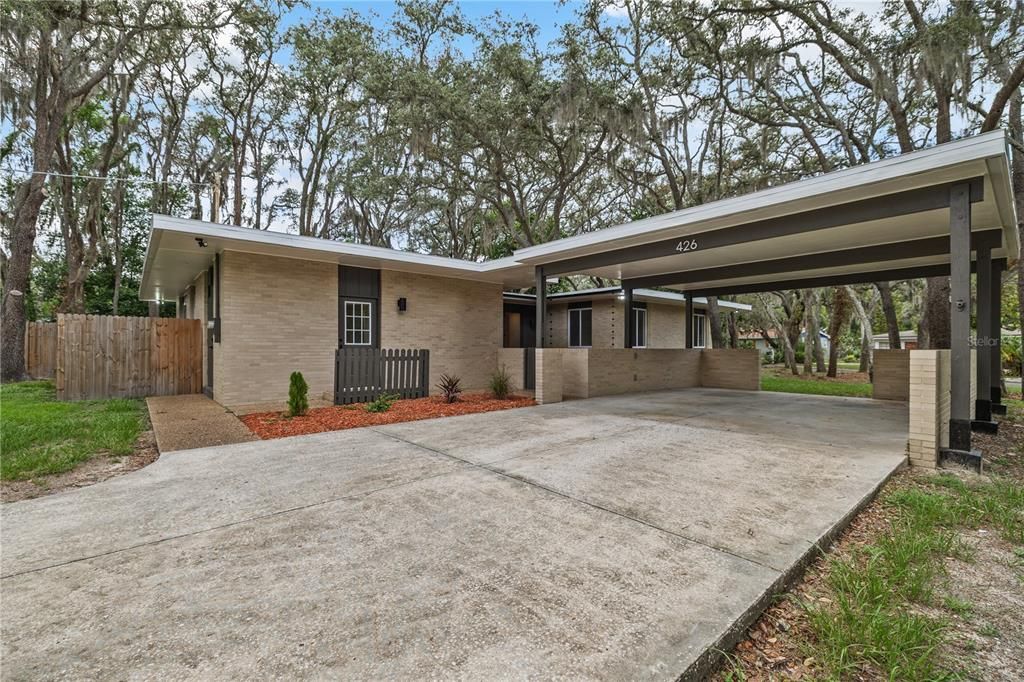 For Sale: $499,000 (4 beds, 2 baths, 2155 Square Feet)