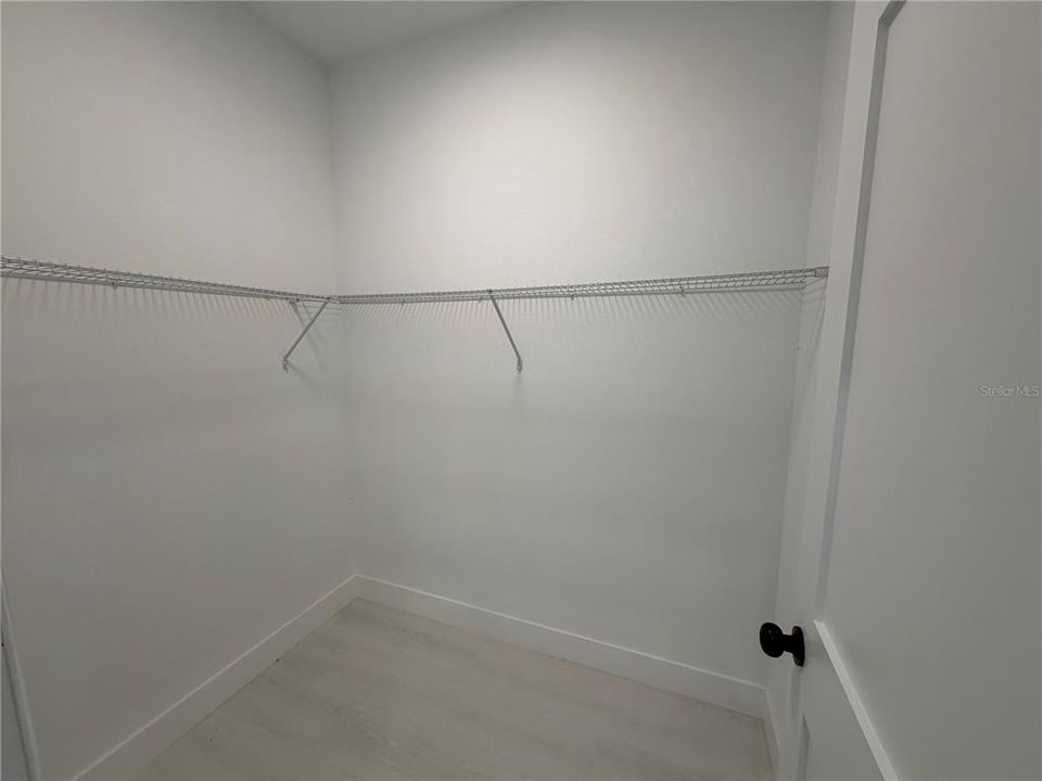 В аренду: $2,200 (4 спален, 2 ванн, 1630 Квадратных фут)