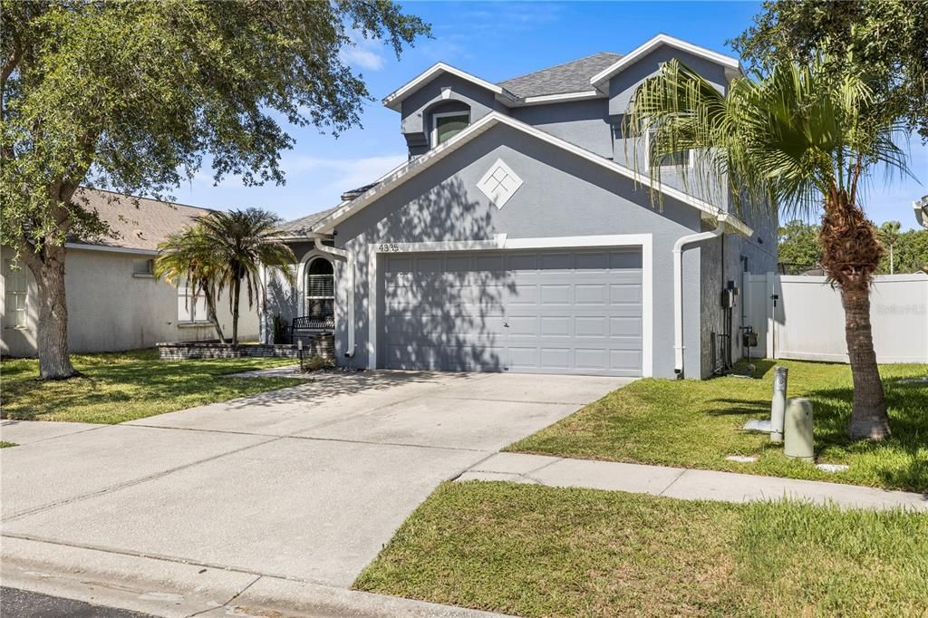 Activo con contrato: $379,900 (3 camas, 2 baños, 1791 Pies cuadrados)