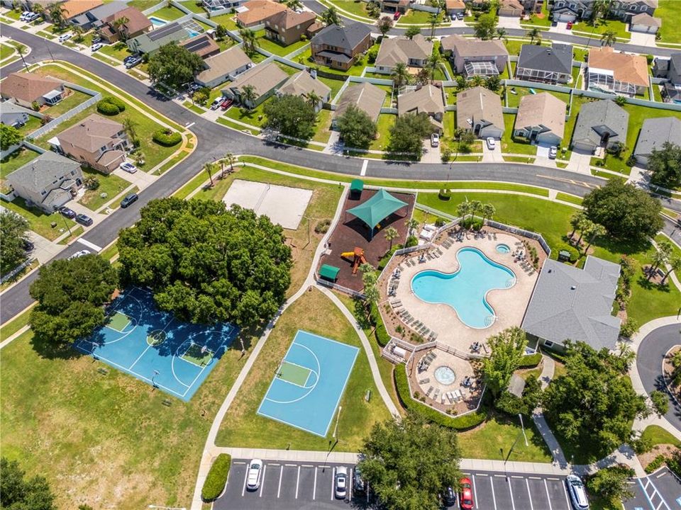 Activo con contrato: $379,900 (3 camas, 2 baños, 1791 Pies cuadrados)