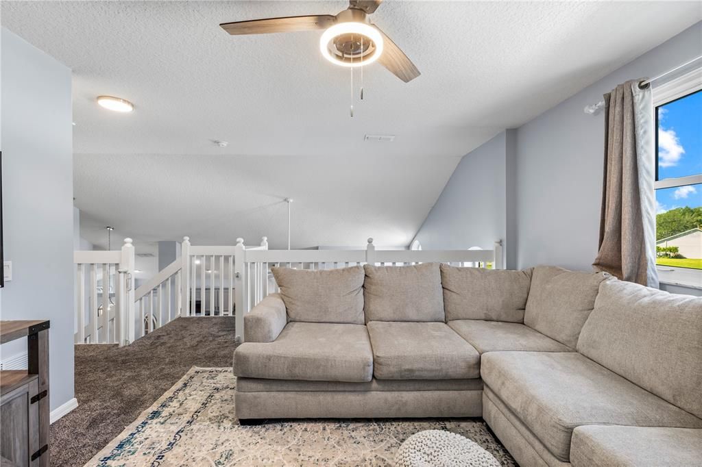 Activo con contrato: $379,900 (3 camas, 2 baños, 1791 Pies cuadrados)