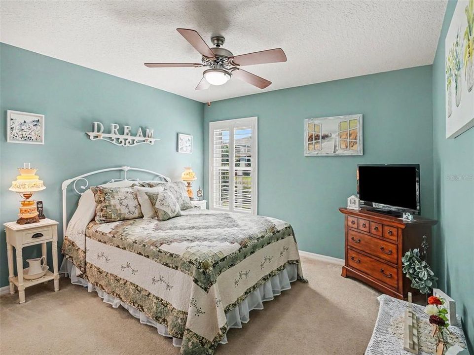 For Sale: $374,900 (3 beds, 2 baths, 1844 Square Feet)