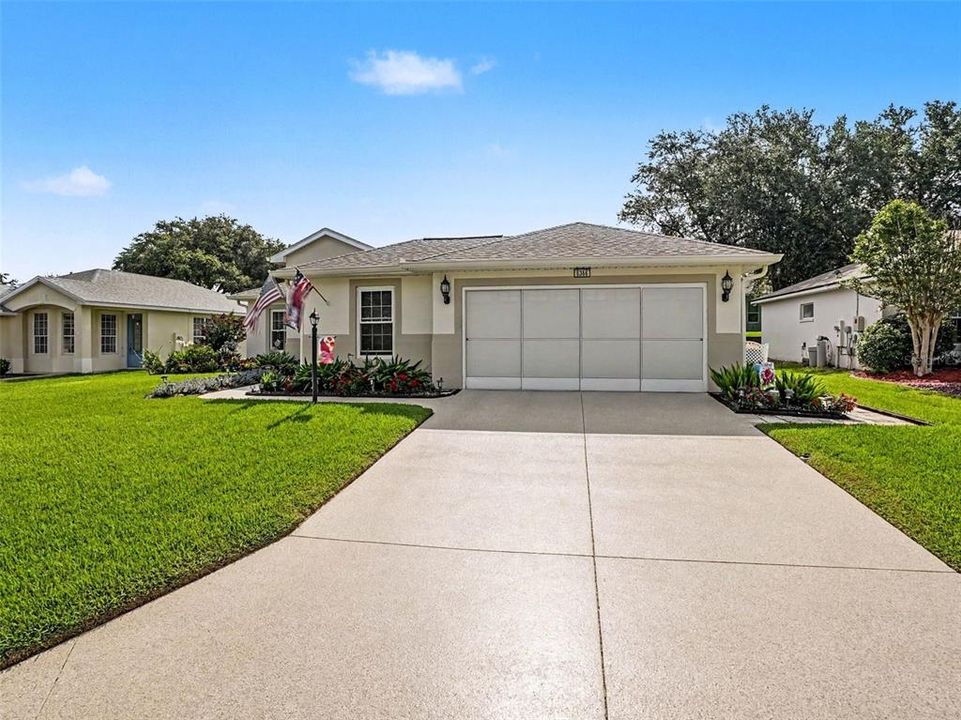 For Sale: $374,900 (3 beds, 2 baths, 1844 Square Feet)