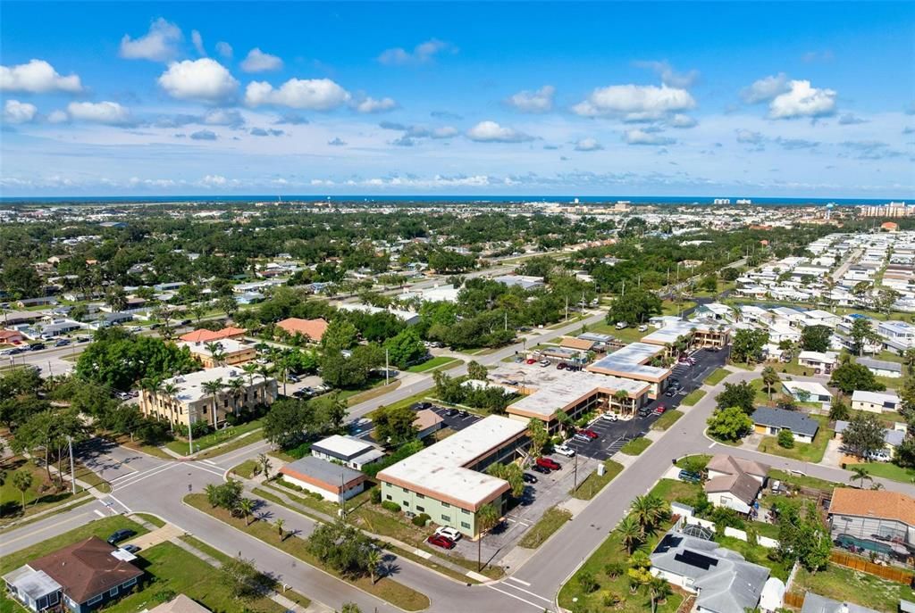 For Rent: $1,700 (2 beds, 1 baths, 707 Square Feet)