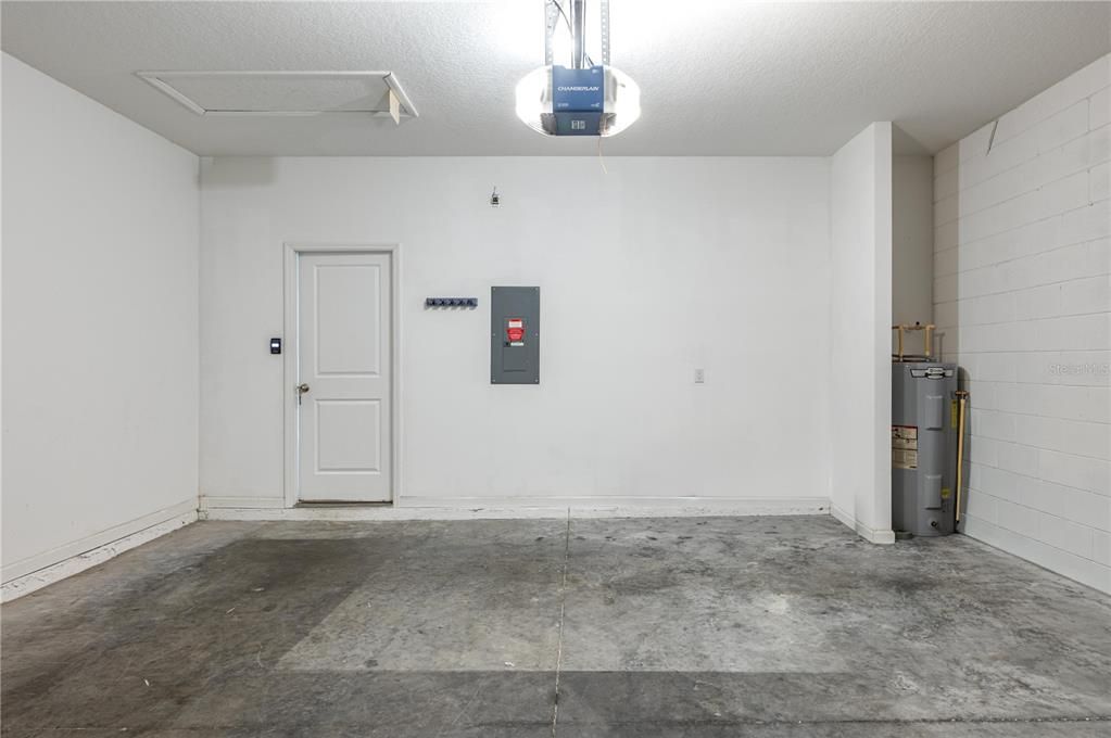 En Venta: $244,500 (3 camas, 2 baños, 1655 Pies cuadrados)