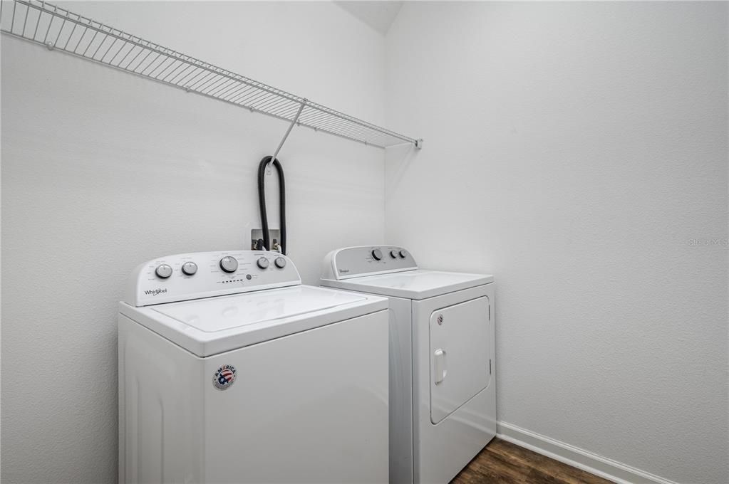 En Venta: $244,500 (3 camas, 2 baños, 1655 Pies cuadrados)