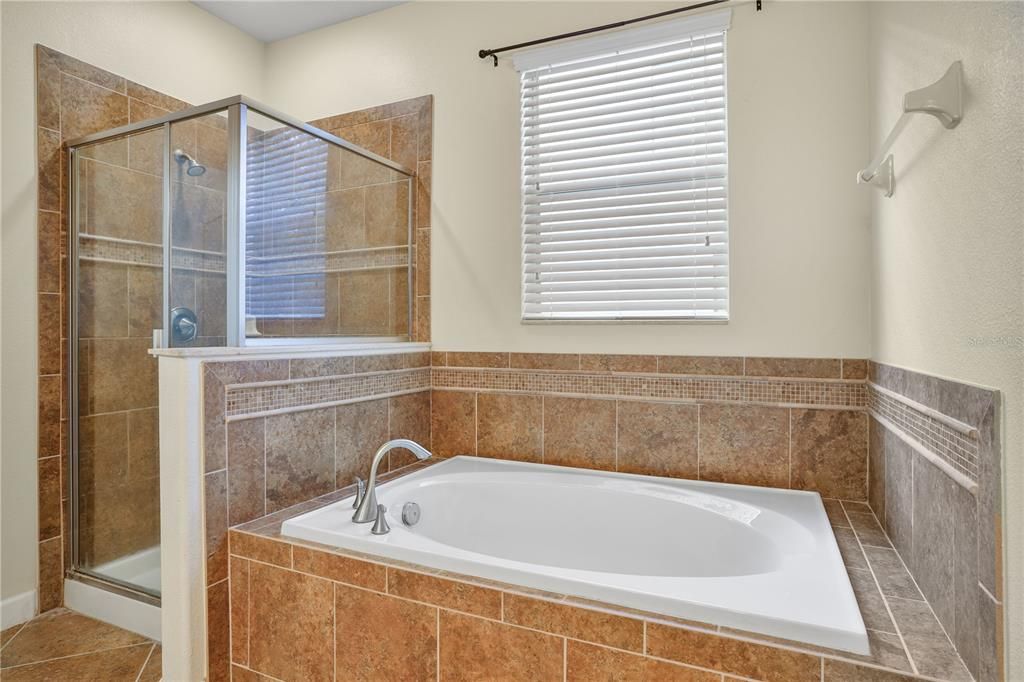 For Sale: $510,000 (3 beds, 2 baths, 1754 Square Feet)