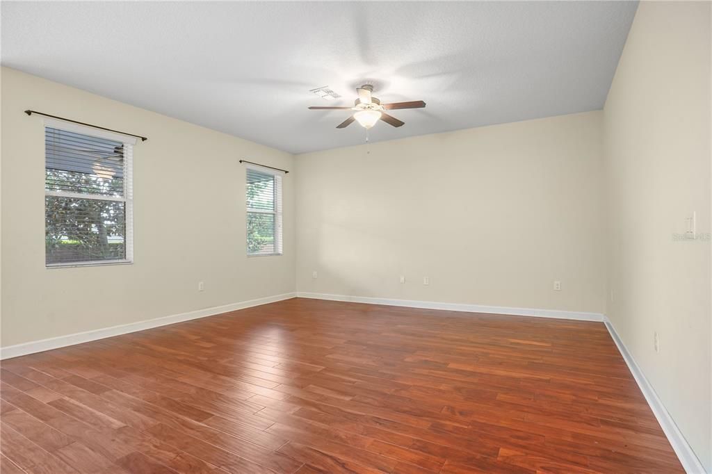 For Sale: $510,000 (3 beds, 2 baths, 1754 Square Feet)
