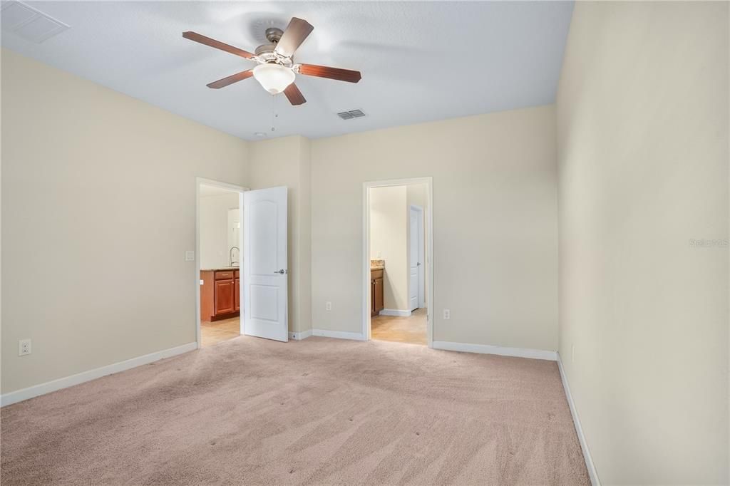 For Sale: $510,000 (3 beds, 2 baths, 1754 Square Feet)