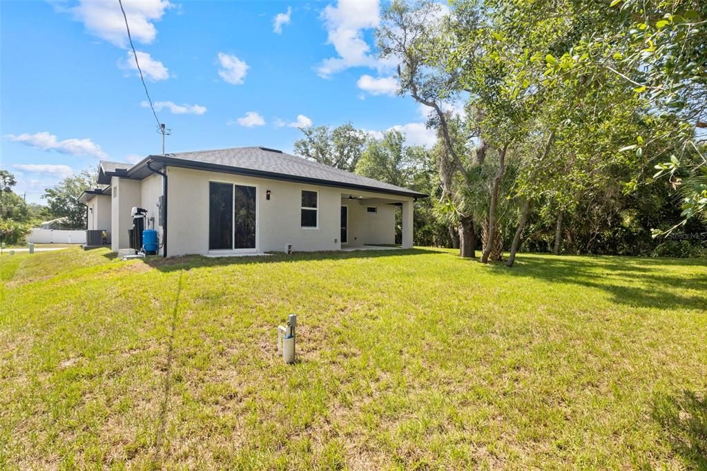 For Sale: $398,000 (4 beds, 2 baths, 1704 Square Feet)