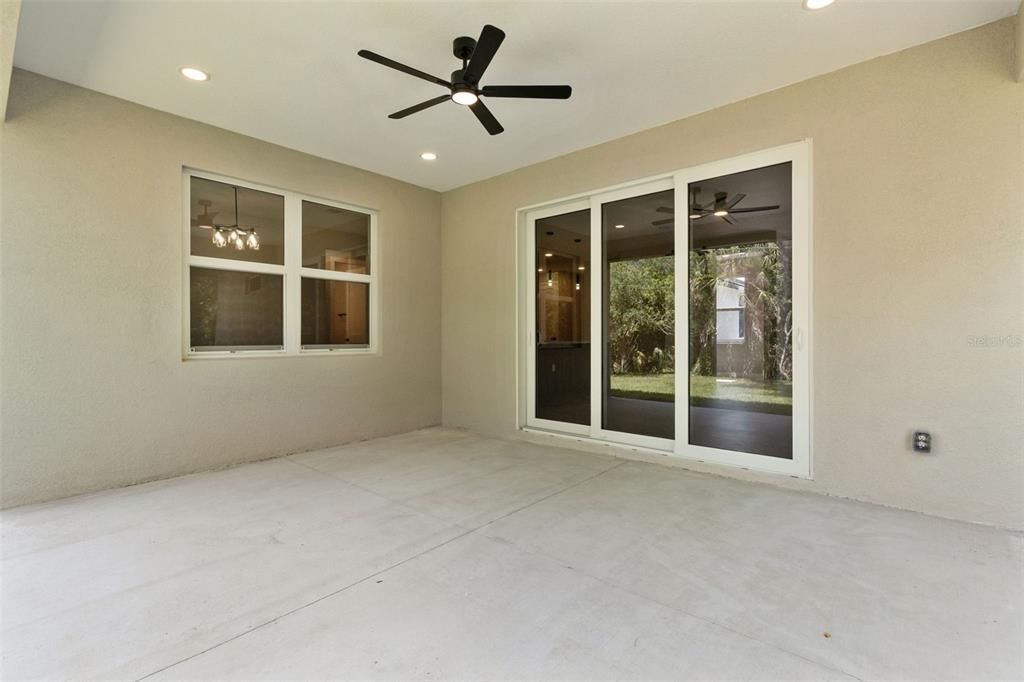 For Sale: $398,000 (4 beds, 2 baths, 1704 Square Feet)