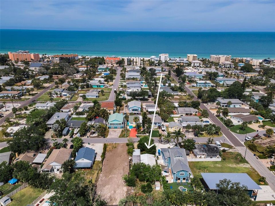 For Sale: $445,000 (0.17 acres)