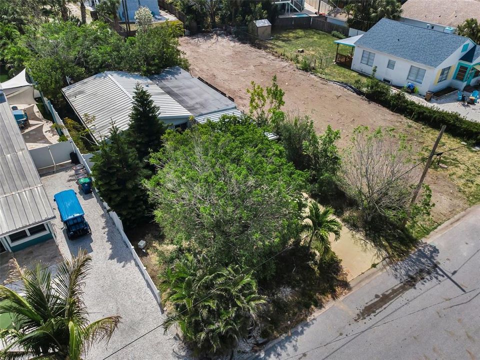For Sale: $445,000 (0.17 acres)