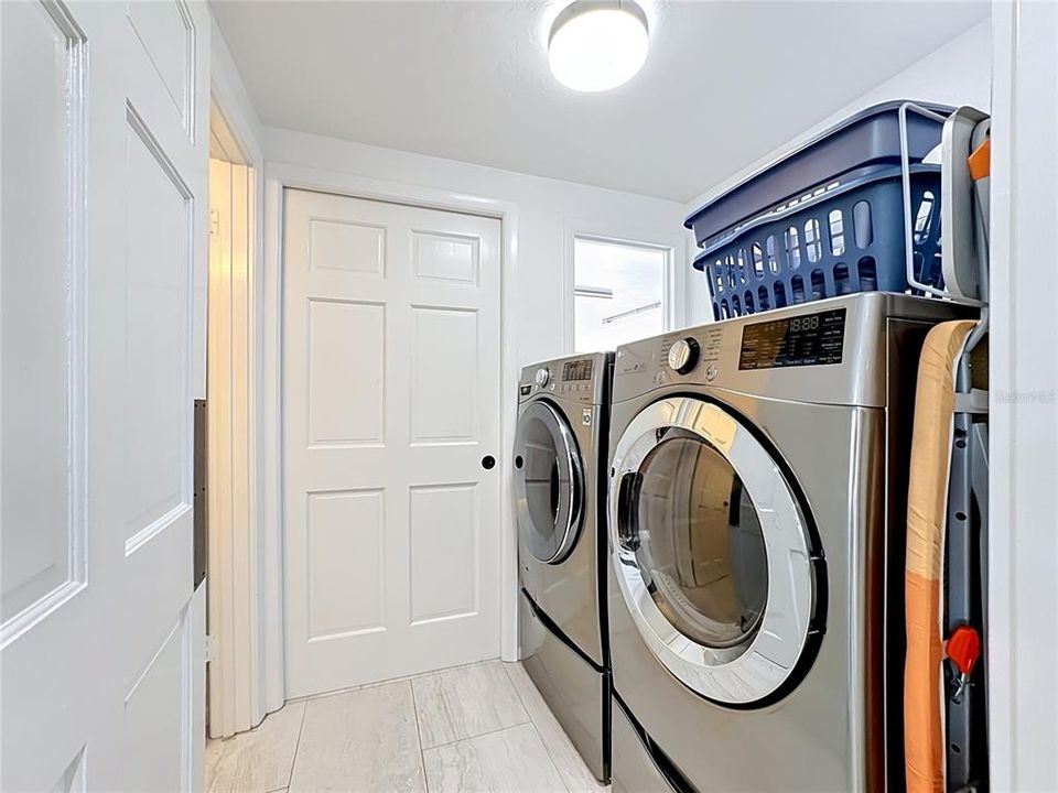 En Venta: $1,400,500 (6 camas, 4 baños, 4828 Pies cuadrados)