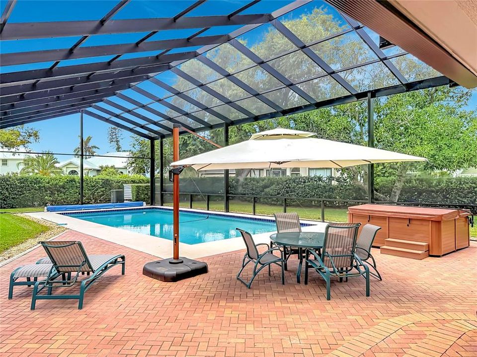 En Venta: $1,400,500 (6 camas, 4 baños, 4828 Pies cuadrados)