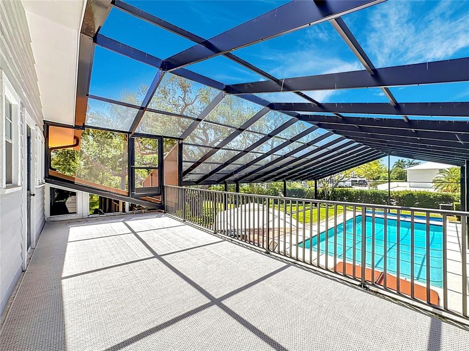 En Venta: $1,400,500 (6 camas, 4 baños, 4828 Pies cuadrados)