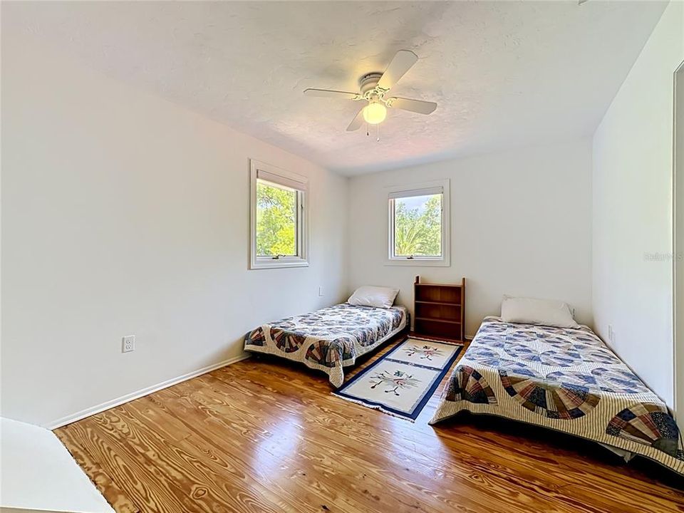 En Venta: $1,400,500 (6 camas, 4 baños, 4828 Pies cuadrados)