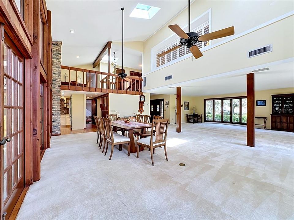 En Venta: $1,400,500 (6 camas, 4 baños, 4828 Pies cuadrados)