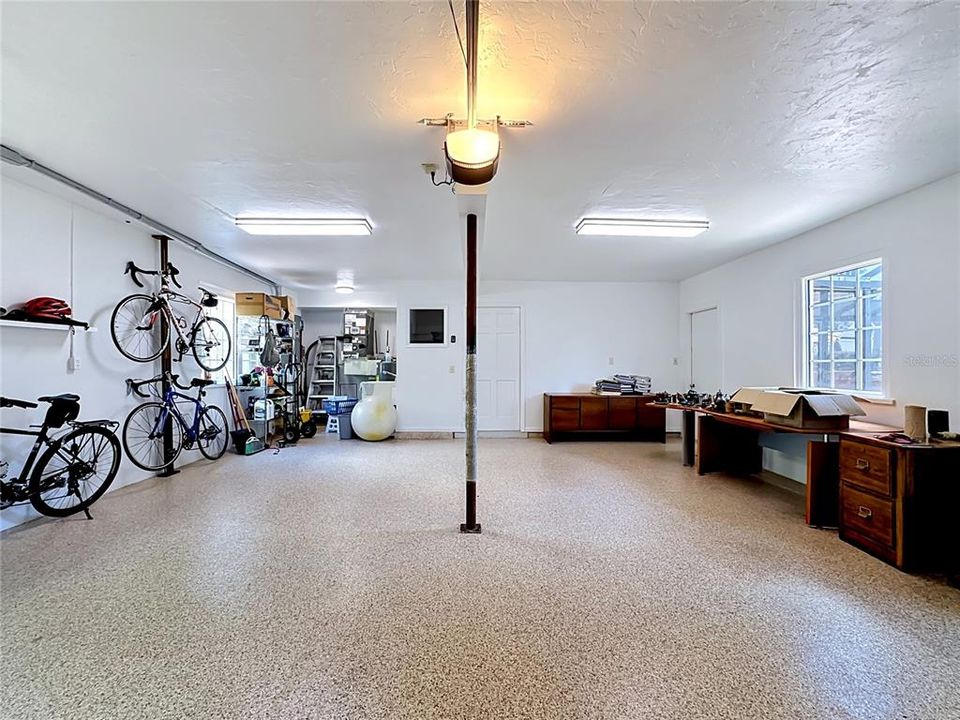 En Venta: $1,400,500 (6 camas, 4 baños, 4828 Pies cuadrados)