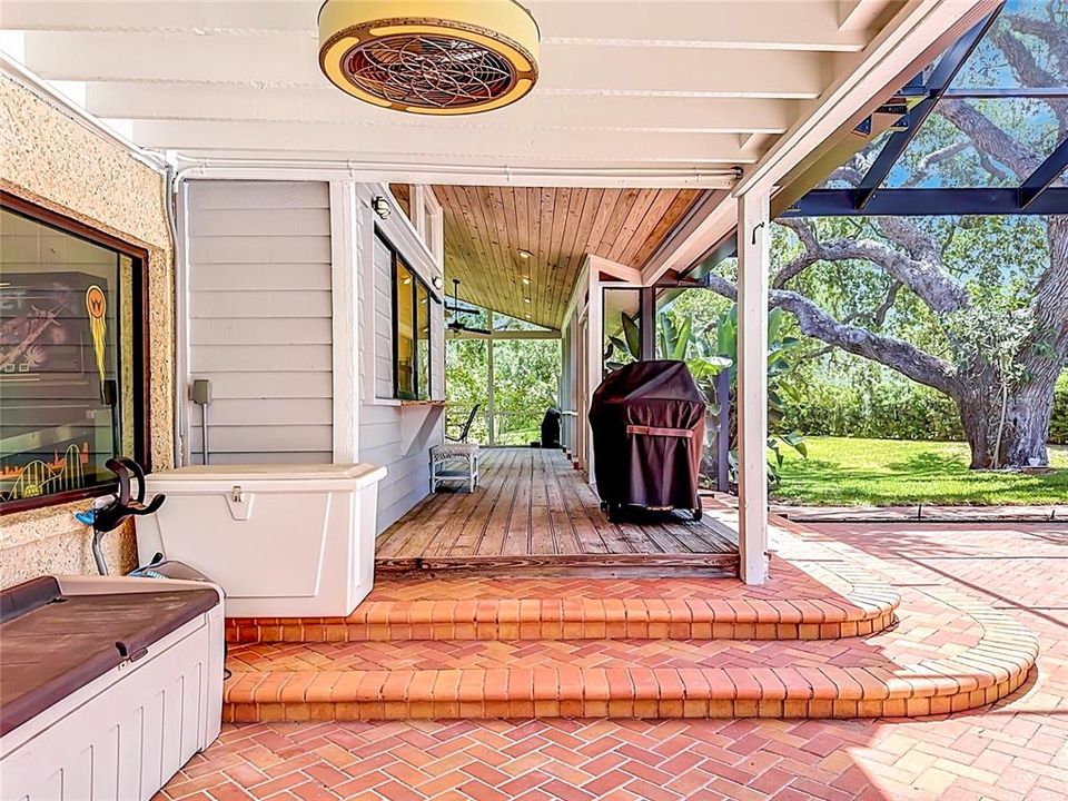 En Venta: $1,400,500 (6 camas, 4 baños, 4828 Pies cuadrados)