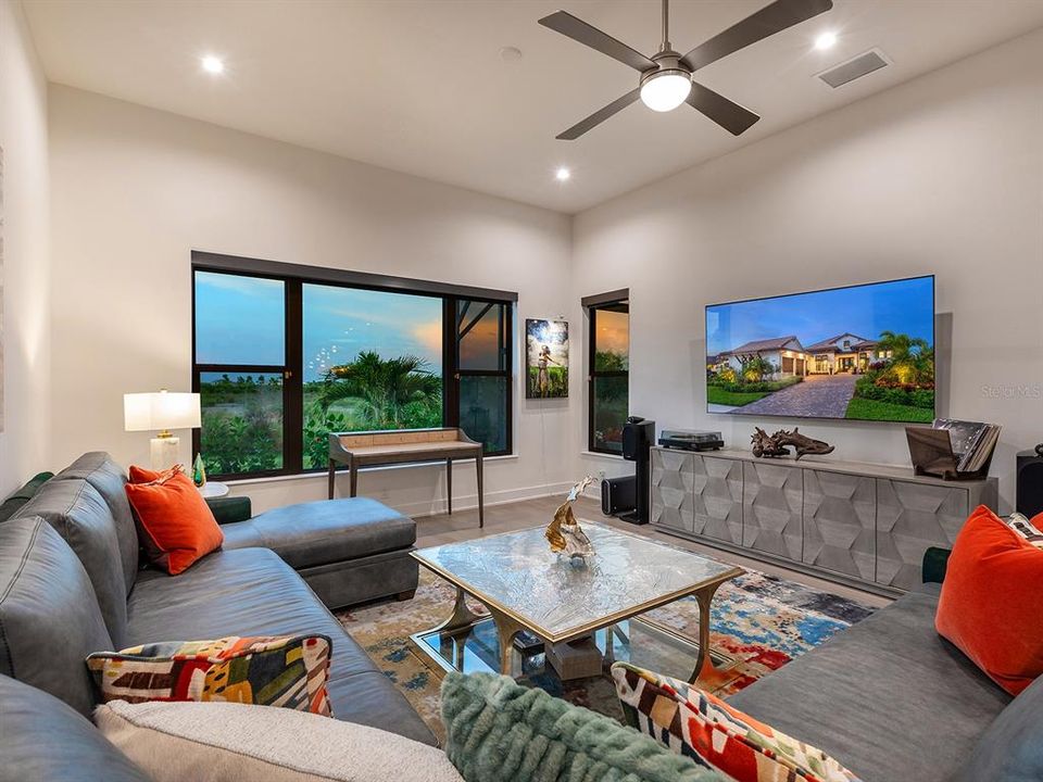 For Sale: $3,349,000 (3 beds, 4 baths, 3474 Square Feet)