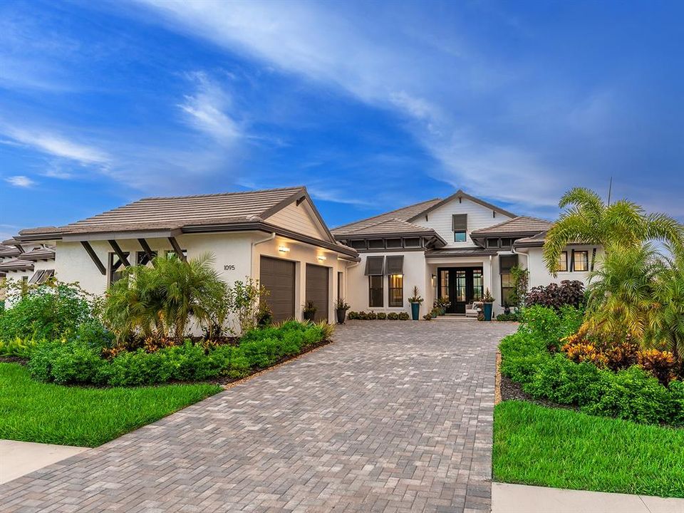 For Sale: $3,349,000 (3 beds, 4 baths, 3474 Square Feet)