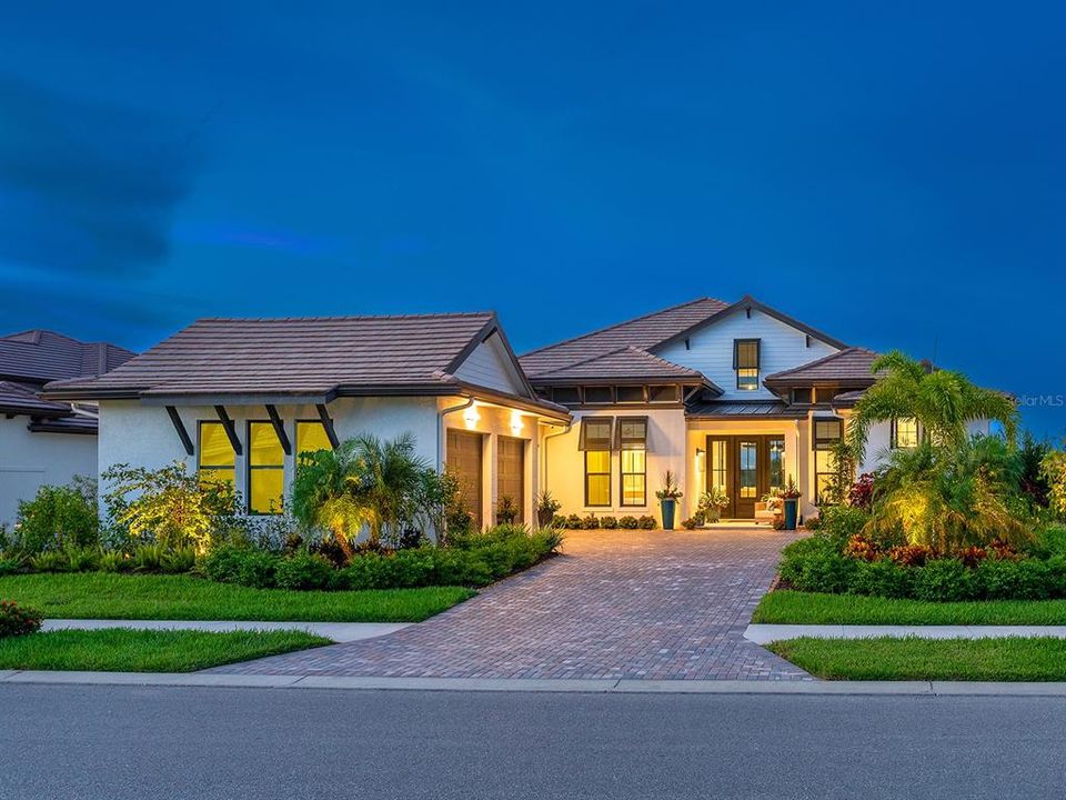 For Sale: $3,349,000 (3 beds, 4 baths, 3474 Square Feet)