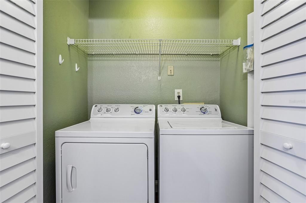 For Sale: $150,000 (1 beds, 1 baths, 742 Square Feet)