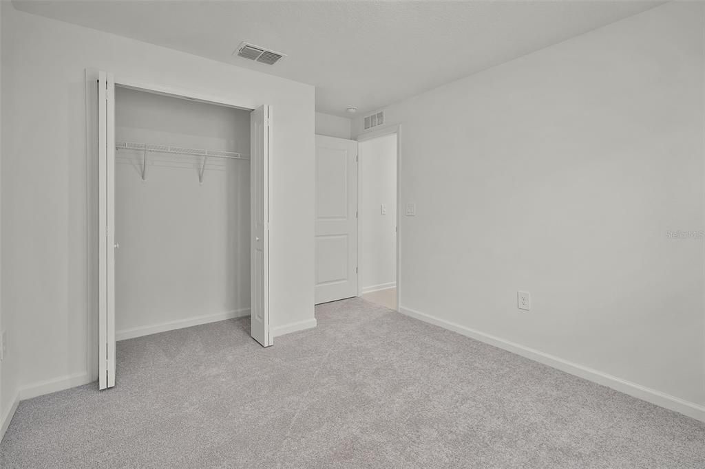 For Rent: $2,050 (4 beds, 2 baths, 1842 Square Feet)