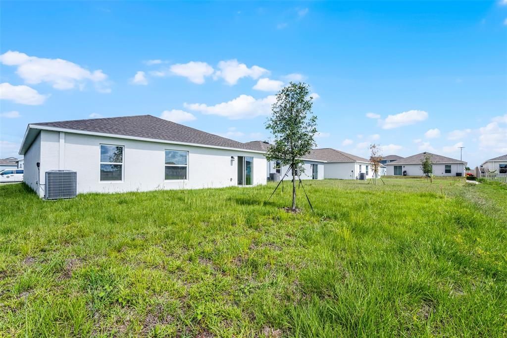 For Rent: $2,050 (4 beds, 2 baths, 1842 Square Feet)
