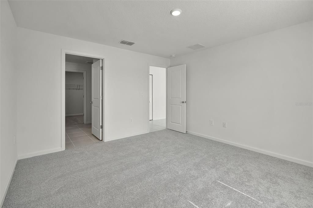 For Rent: $2,050 (4 beds, 2 baths, 1842 Square Feet)