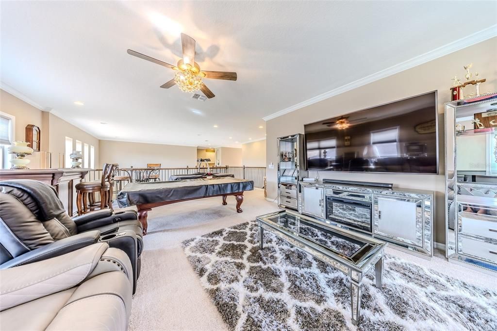 For Sale: $1,250,000 (6 beds, 4 baths, 4656 Square Feet)