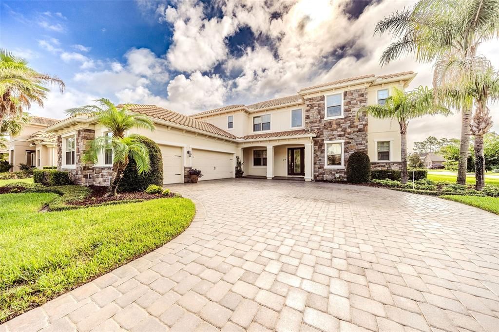 For Sale: $1,250,000 (6 beds, 4 baths, 4656 Square Feet)