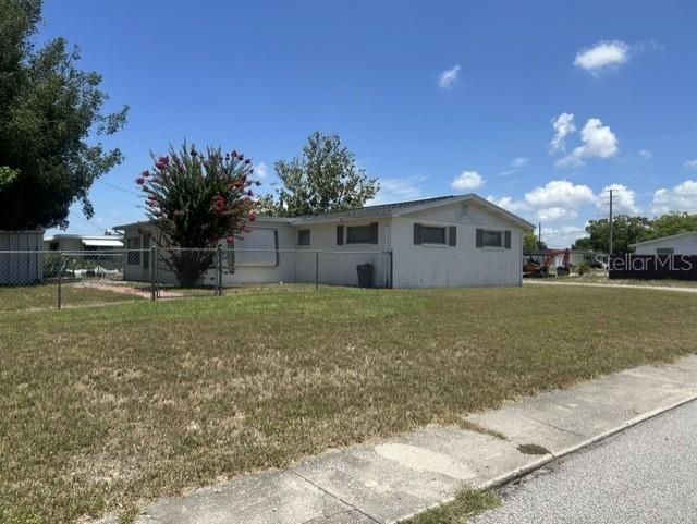 For Sale: $240,000 (2 beds, 1 baths, 1188 Square Feet)