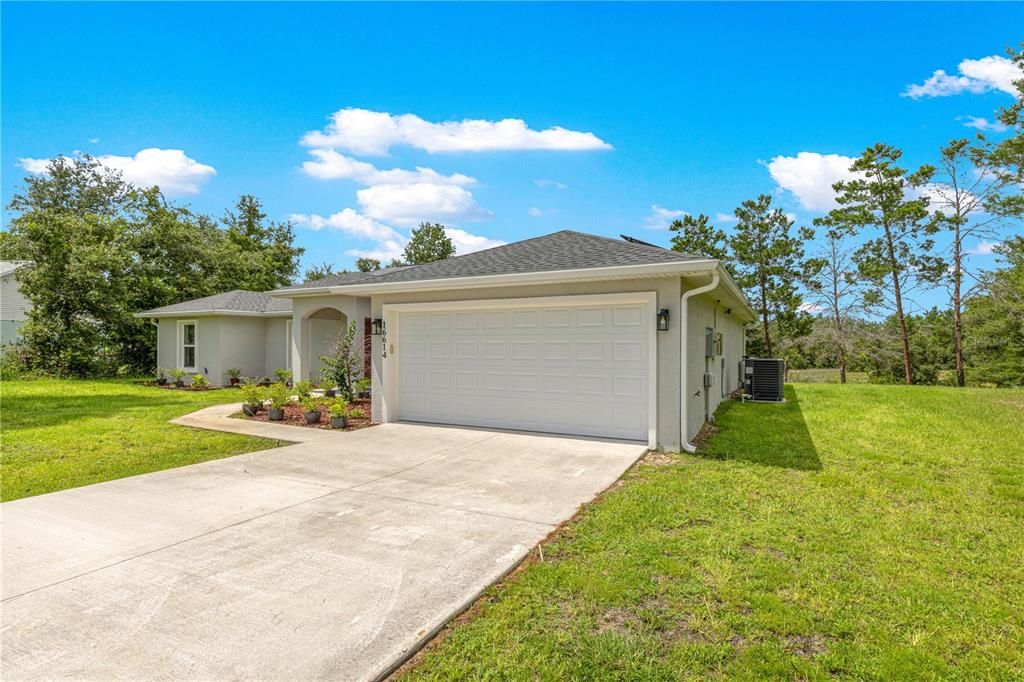 For Sale: $339,000 (4 beds, 3 baths, 1756 Square Feet)